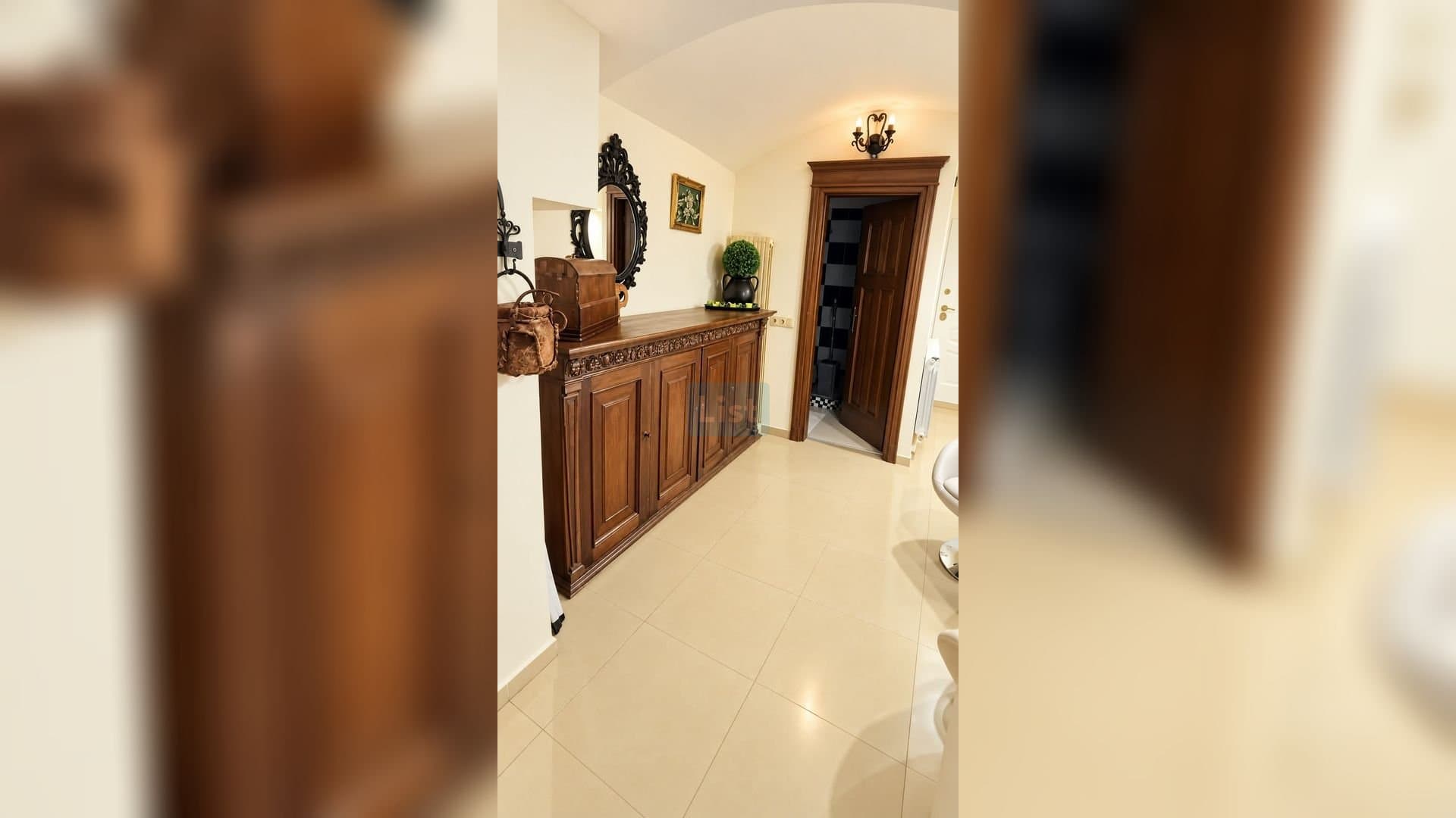 COMISION 0. SPAȚIU COMERCIAL ULTRACENTRAL la doar 50 m de Piața Unirii — 12