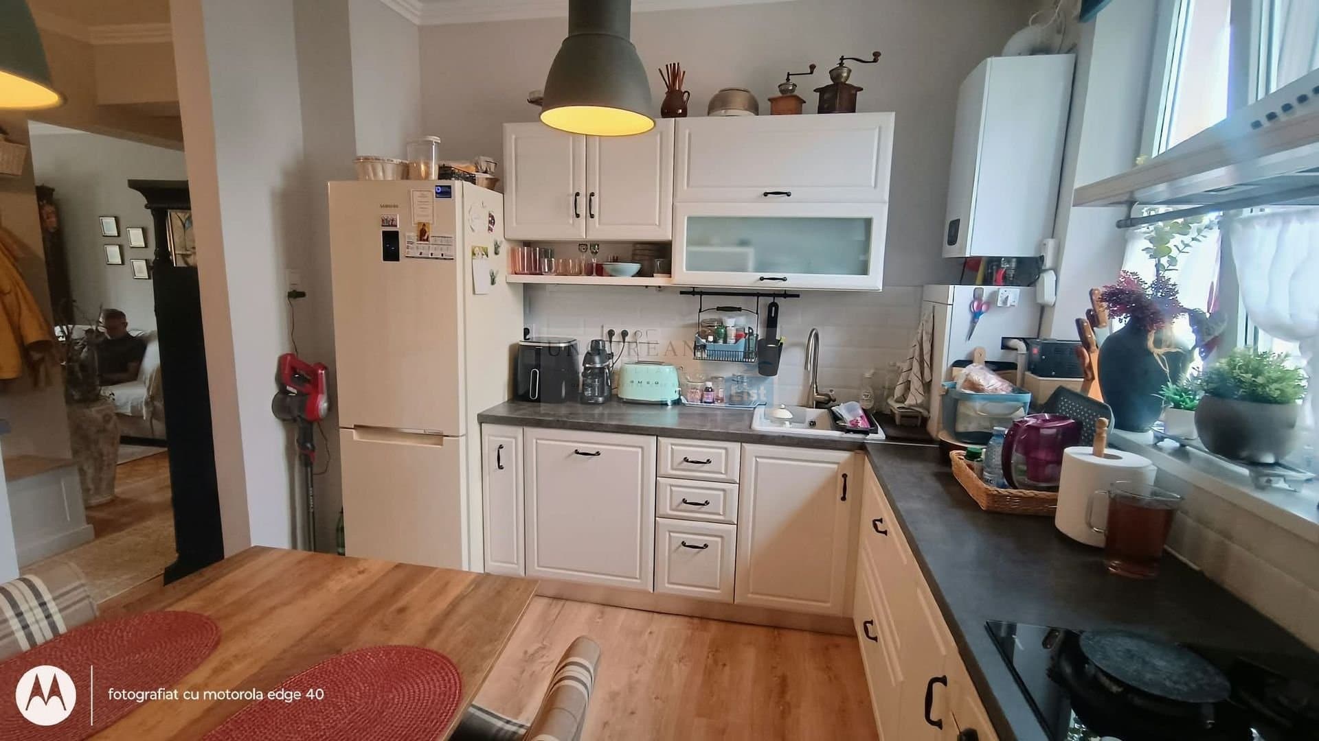 Apartament 3 camere ultracentral Oradea 75mp, curte, parcare si boxa — 2