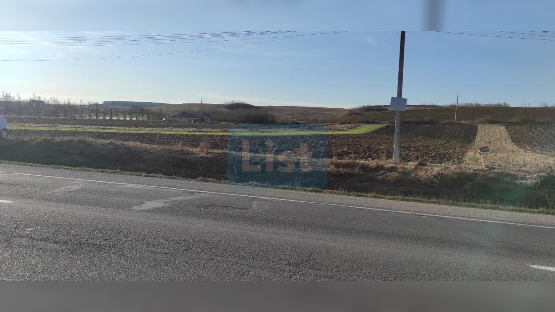 Teren intravilan 7800mp in Livada Iclod, utilitati, 63 euro/mp — 3