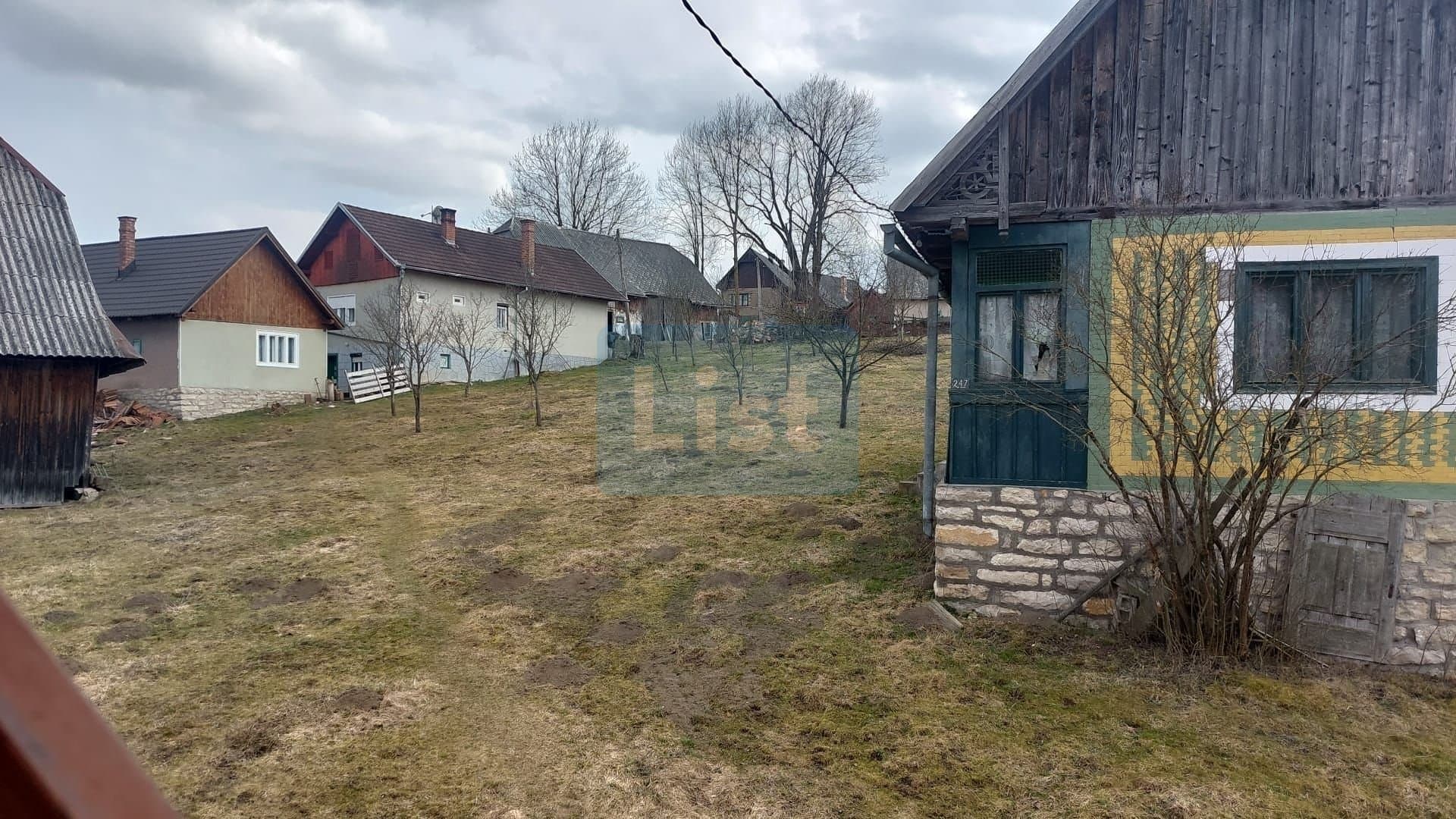 2 case, bucatarie de vara,grajd teren intravilan 2841 mp Margau Cluj — 18