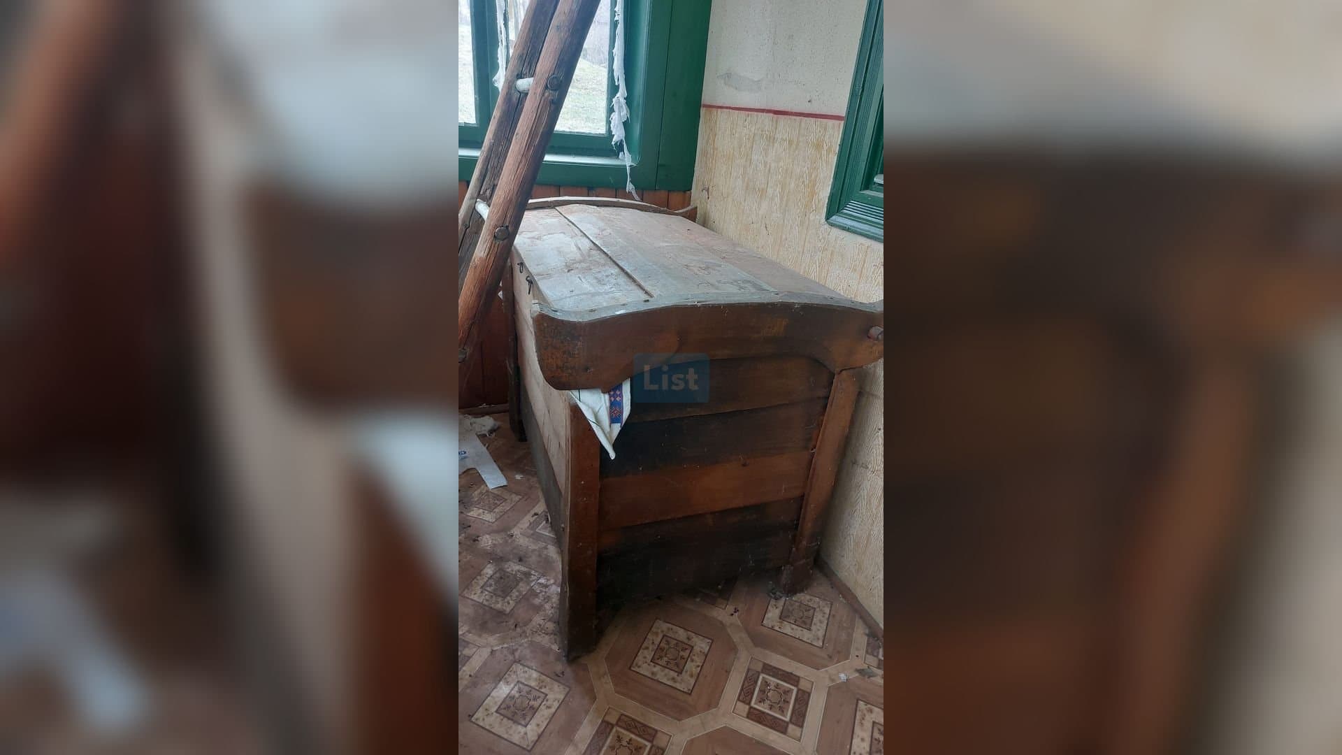 2 case, bucatarie de vara,grajd teren intravilan 2841 mp Margau Cluj — 27