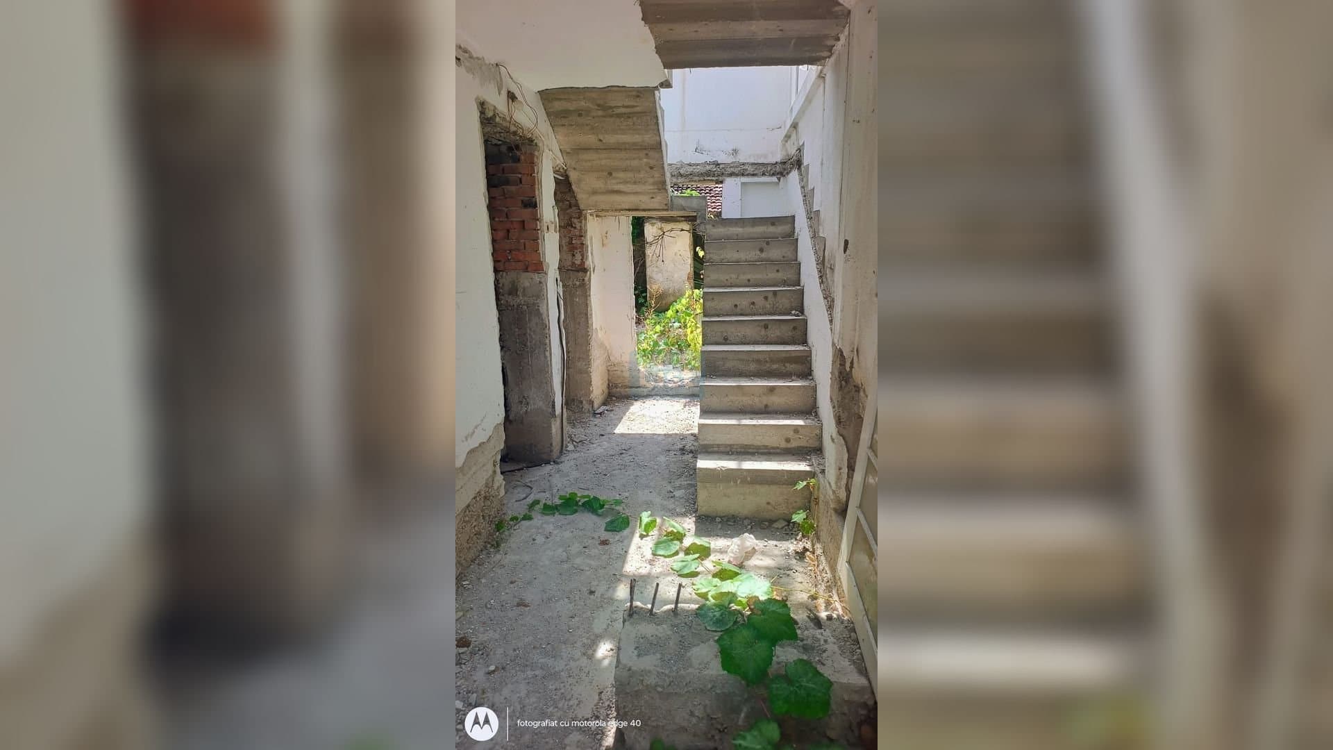 Casa cu 700 mp teren in zona Garii, necesita renovare. Comision 0 — 11