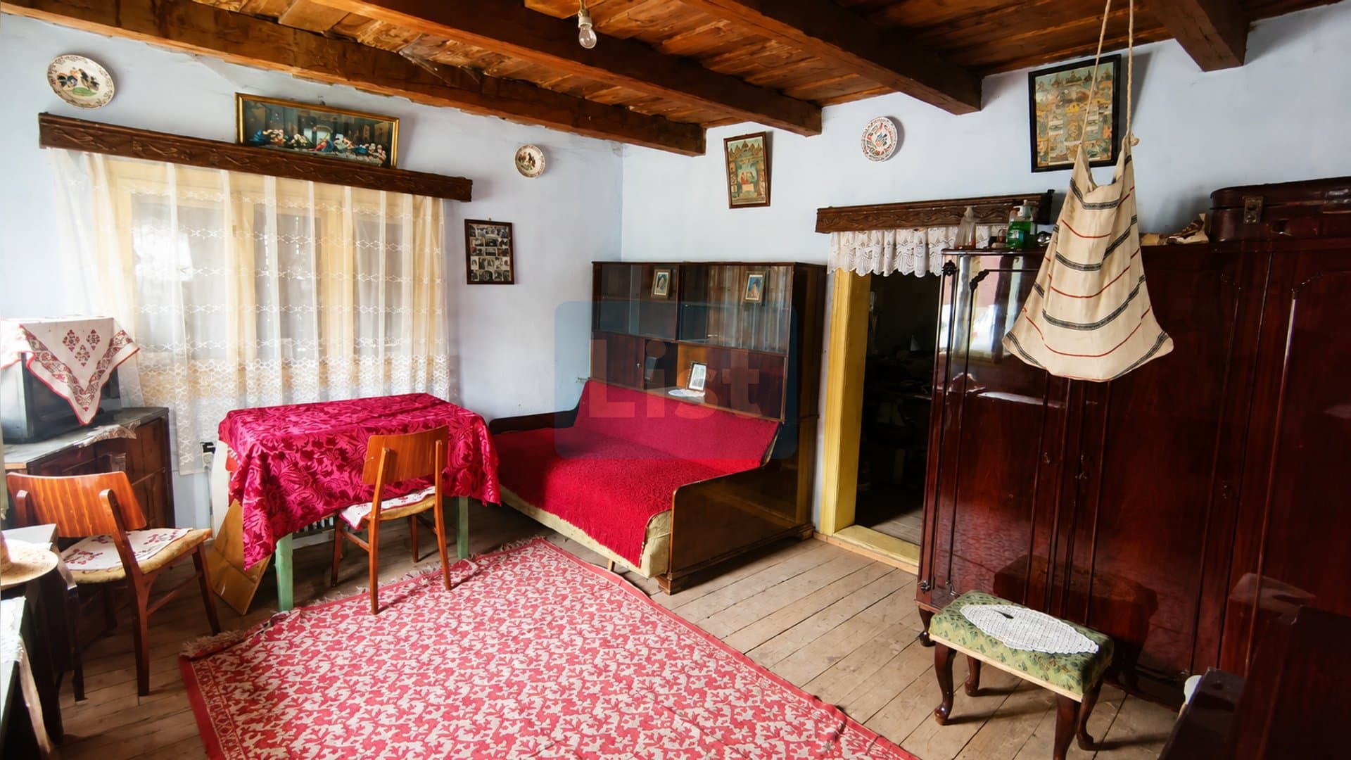 Casa traditionala din lemn renovabila cu teren 2295 mp Margau Cluj — 3